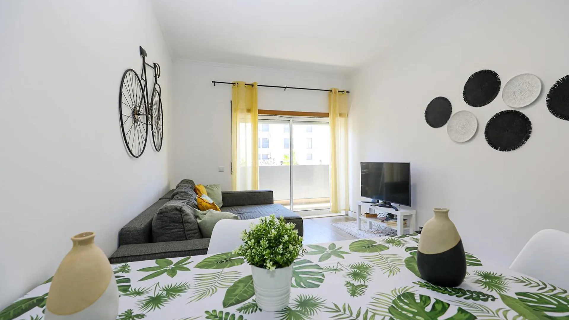 B11 - Beach Way Apartment Lagos
